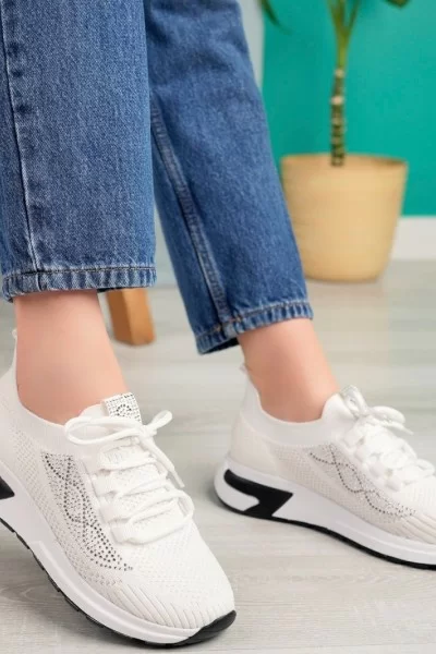 Edne Beyaz Triko Bağcıklı Spor Ayakkabı Edne Beyaz Triko Bağcıklı Spor Ayakkabı