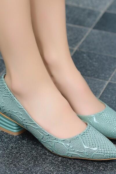 Woent Yeşil Rugan Topuklu Ayakkabı Woent Yeşil Rugan Topuklu Ayakkabı