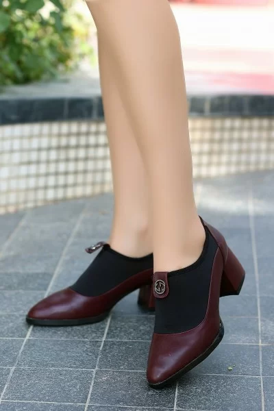 Jeen Bordo Cilt Topuklu Ayakkabı Jeen Bordo Cilt Topuklu Ayakkabı