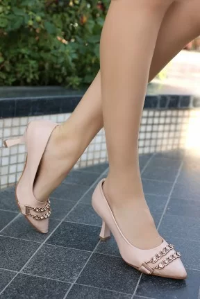 Teni Bej Cilt Topuklu Ayakkabı Teni Bej Cilt Topuklu Ayakkabı