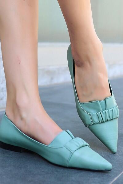 Mirga Yeşil Cilt Topuklu Ayakkabı Mirga Yeşil Cilt Topuklu Ayakkabı