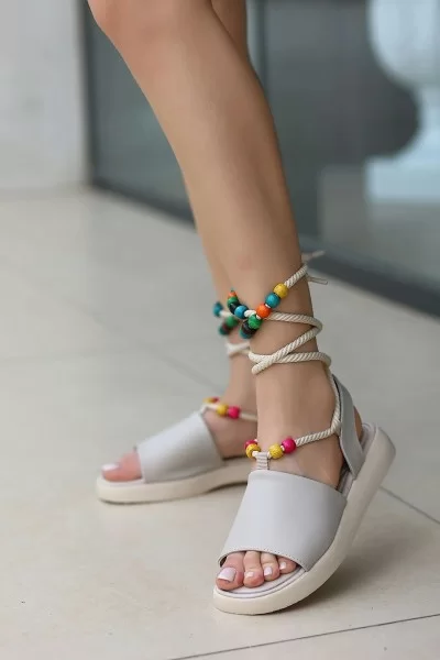 Diran Bej Cilt Bilekten Bağlamalı Sandalet Diran Bej Cilt Bilekten Bağlamalı Sandalet