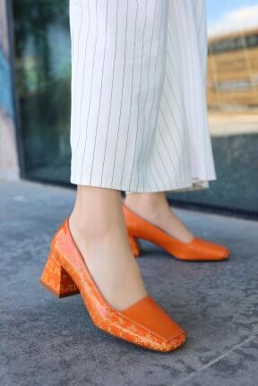 Lidica Turuncu Cilt Topuklu Ayakkabı Lidica Turuncu Cilt Topuklu Ayakkabı