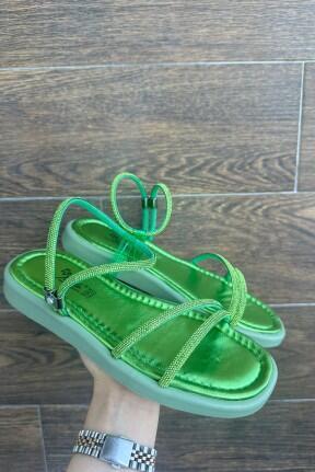 Nadda Yeşil Cilt Boncuk İşlemeli Sandalet Nadda Yeşil Cilt Boncuk İşlemeli Sandalet